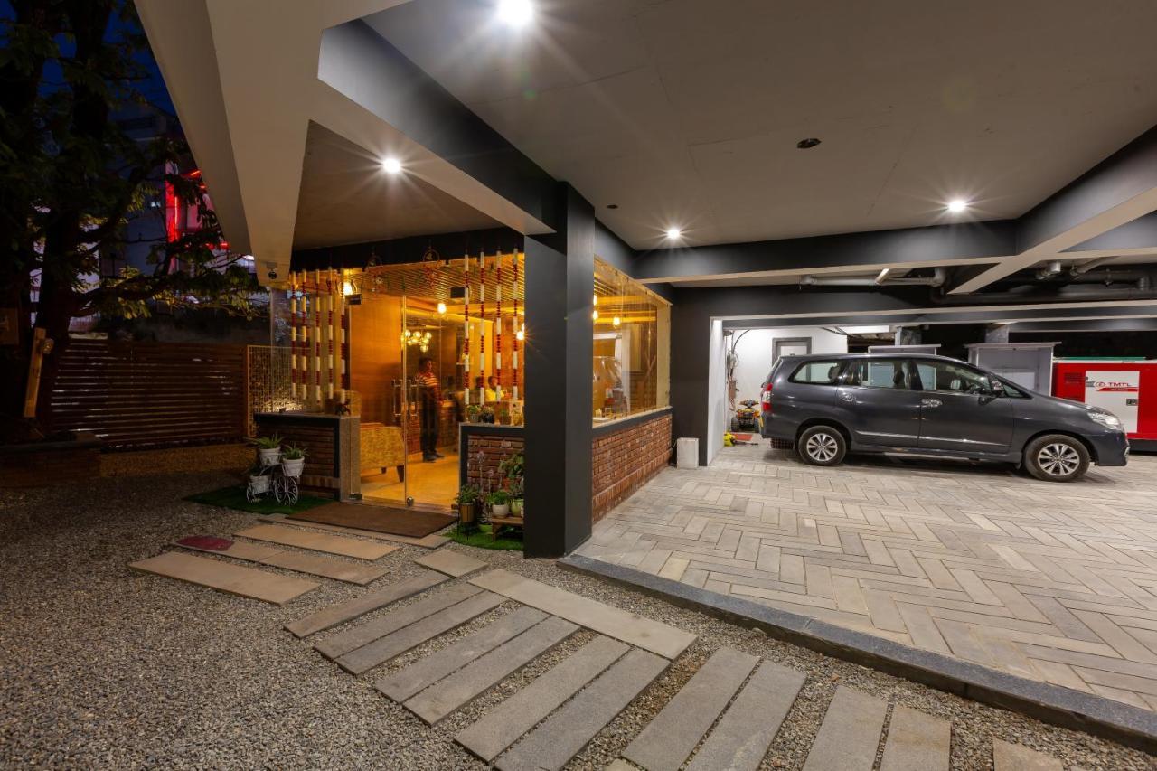 Hotel La Eden Mussoorie Exterior photo